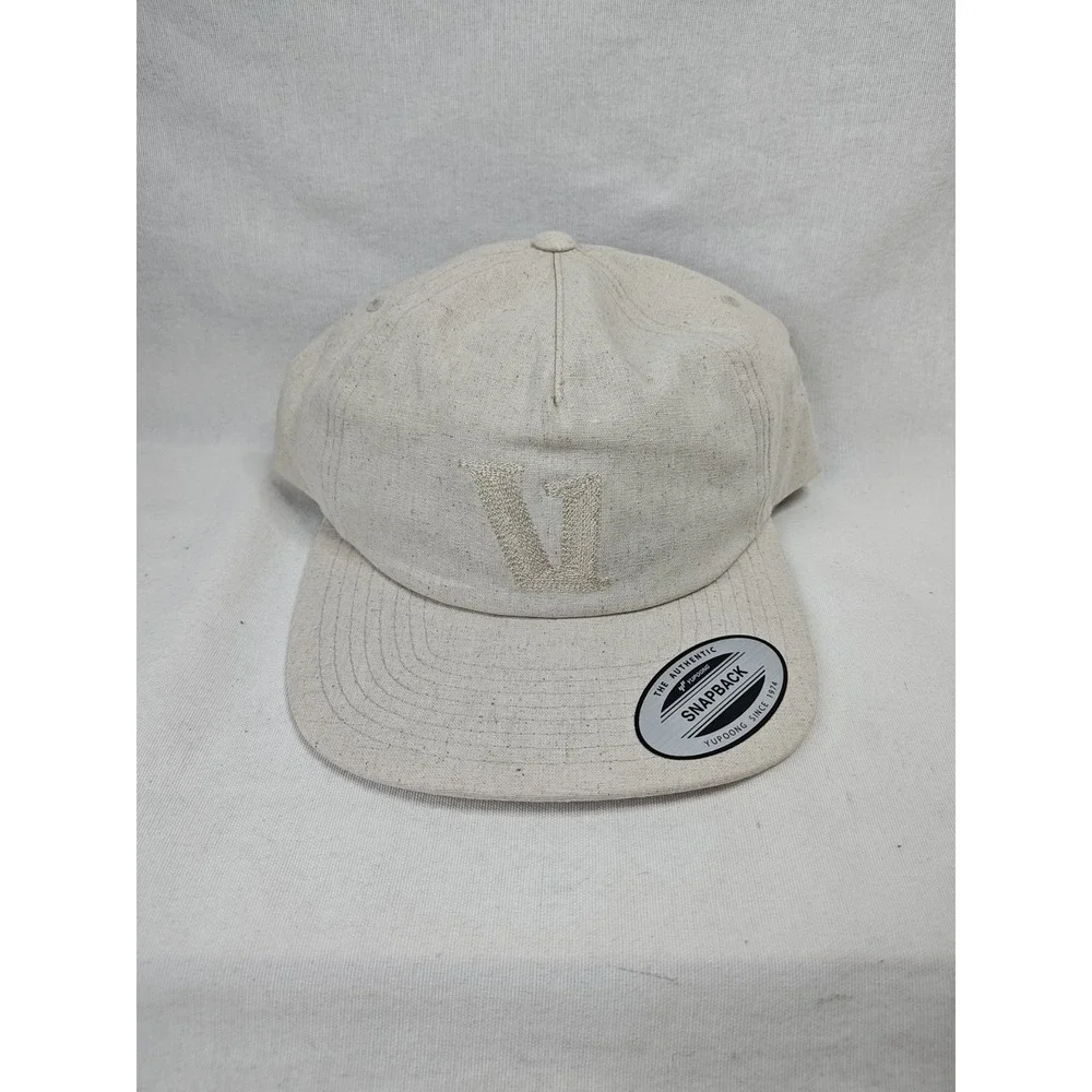 NWT Vuori V1 White Cream SnapBack Hat Cap Unisex Adjustable‎ Hemp Cotton Blend
